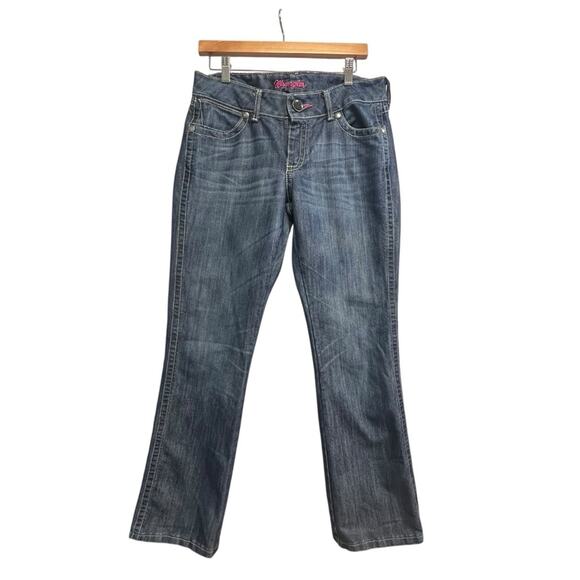 Wrangler Juniors Size 7/8 x 32 Whiskered Front Medium Wash Straight Denim Jeans - Picture 1 of 8